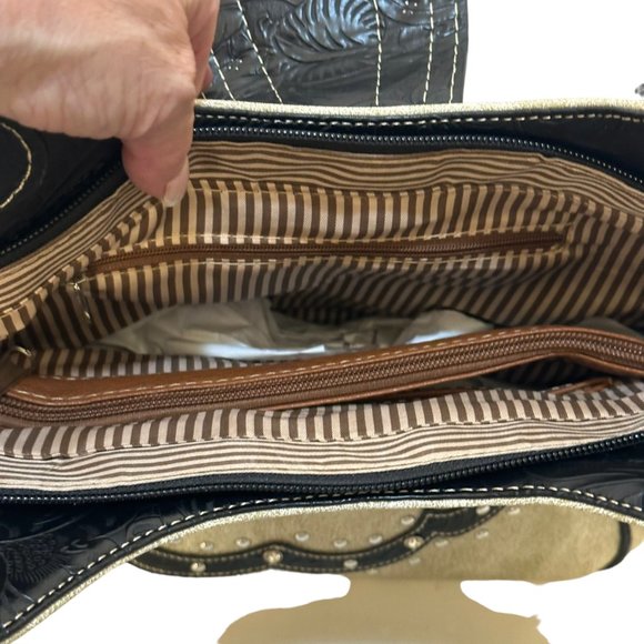 (8-210) Brand New w/Tag Beige Leather-Like Western Shoulder Handbag - Picture 9 of 12